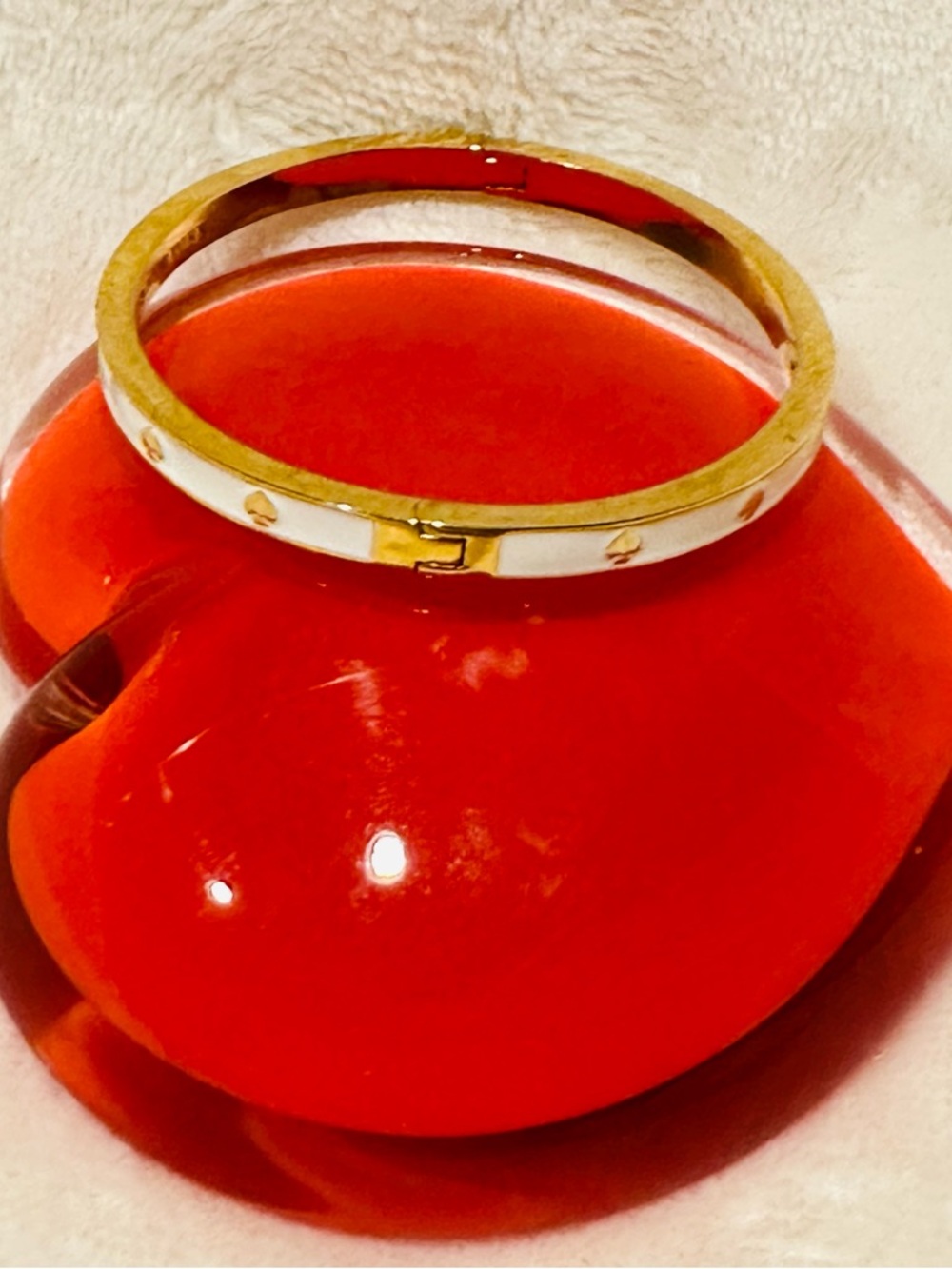 Kate Spade - White and Gold Enamel Hinged Bangle Bracelet - Spot The Spade Glam